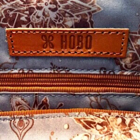 “NEW” HOBO Entwine Bag - Picture 11 of 13